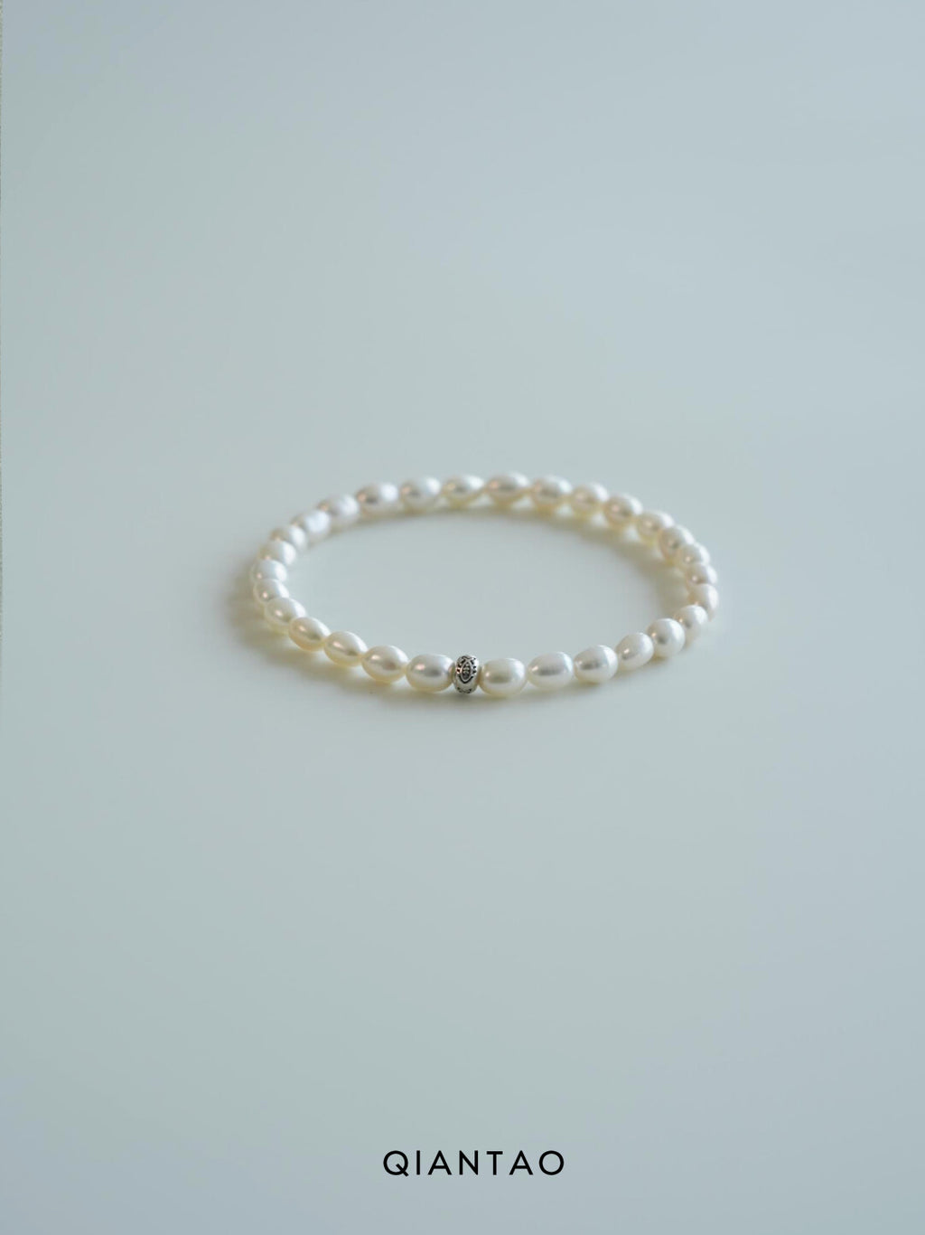 Serene Pearl Bracelet