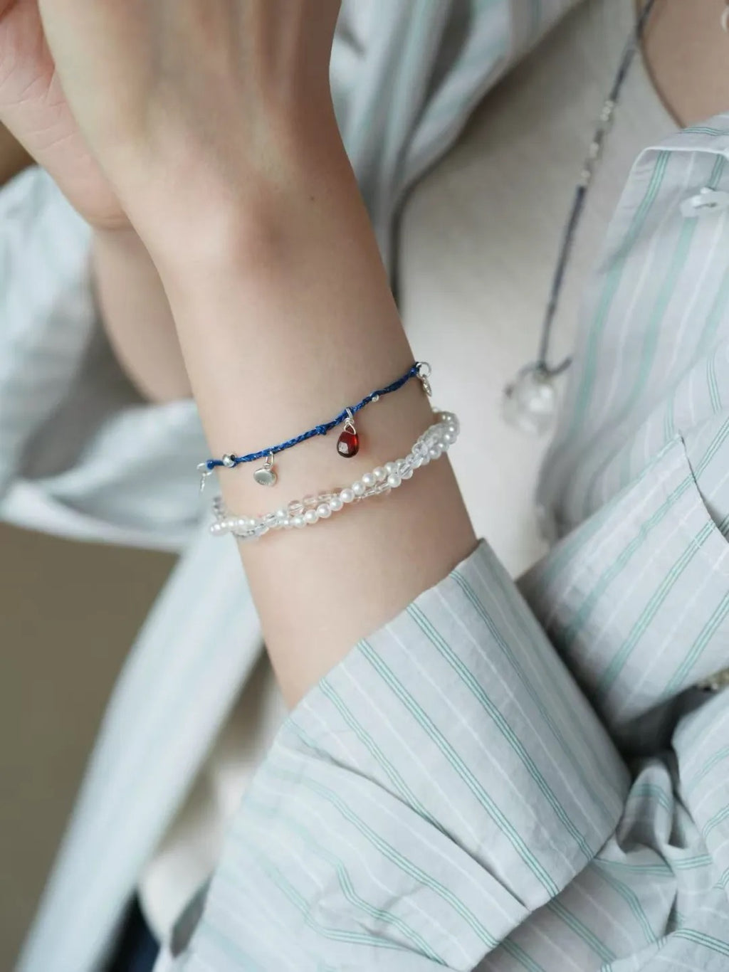 Marea Garnet Pearl Energy Bracelet